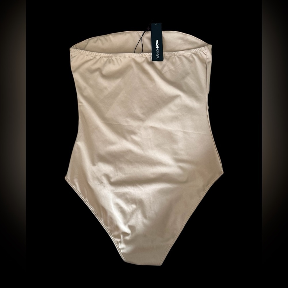 Fashion Nova Nude/Tan Strapless One-Piece Bodysuit - Picture 2 of 5